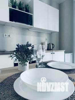 Студия квартира, посуточно, 30м2, 1/5 этаж