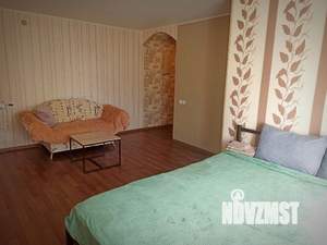 1-к квартира, посуточно, 33м2, 1/1 этаж