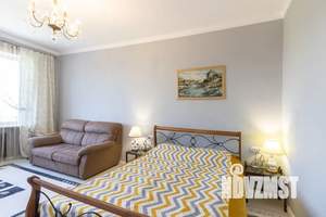 1-к квартира, посуточно, 52м2, 5/5 этаж