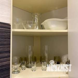 Студия квартира, посуточно, 35м2, 1/3 этаж