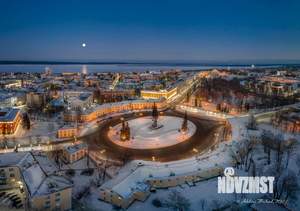 Студия квартира, посуточно, 35м2, 1/9 этаж