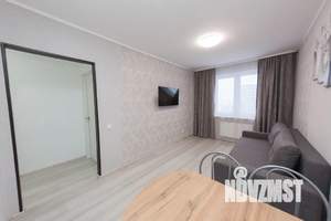 1-к квартира, посуточно, 42м2, 19/25 этаж