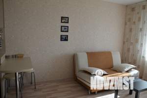 2-к квартира, посуточно, 40м2, 8/9 этаж