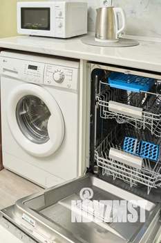 Студия квартира, посуточно, 32м2, 2/9 этаж