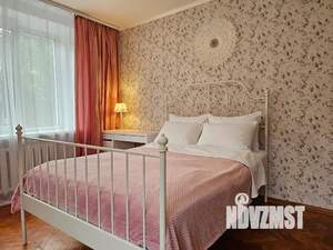 2-к квартира, посуточно, 55м2, 3/6 этаж