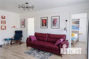 3-к квартира, посуточно, 52м2, 1/1 этаж