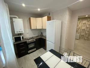 1-к квартира, посуточно, 38м2, 3/5 этаж