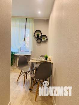 1-к квартира, посуточно, 32м2, 1/9 этаж