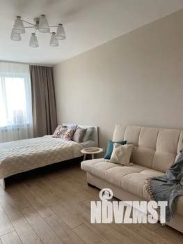 1-к квартира, посуточно, 37м2, 7/10 этаж