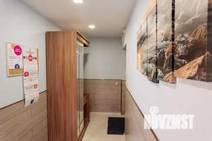 Студия квартира, посуточно, 36м2, 1/9 этаж