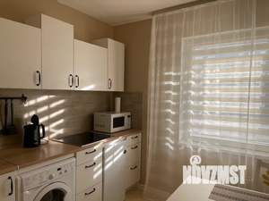 1-к квартира, посуточно, 40м2, 2/15 этаж