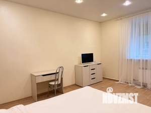 3-к квартира, посуточно, 54м2, 1/2 этаж