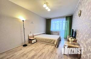 1-к квартира, посуточно, 35м2, 6/10 этаж