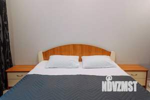 1-к квартира, посуточно, 56м2, 1/1 этаж