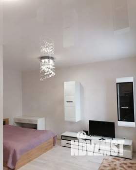 Студия квартира, посуточно, 33м2, 1/9 этаж