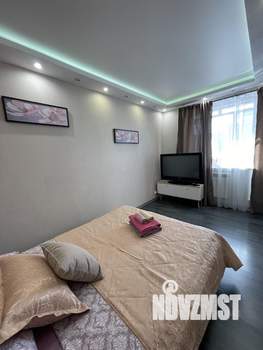 1-к квартира, посуточно, 25м2, 2/10 этаж
