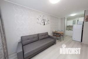 1-к квартира, посуточно, 42м2, 19/25 этаж