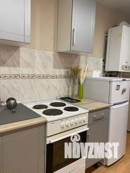 Студия квартира, посуточно, 40м2, 3/5 этаж