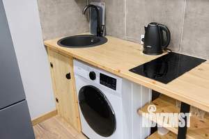 Студия квартира, посуточно, 32м2, 1/5 этаж