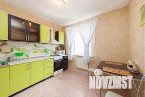 1-к квартира, посуточно, 38м2, 3/9 этаж