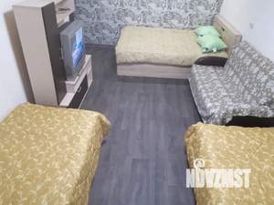 2-к квартира, посуточно, 42м2, 1/5 этаж
