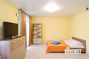 1-к квартира, посуточно, 35м2, 1/1 этаж