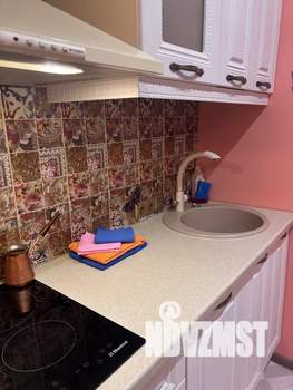 Студия квартира, посуточно, 28м2, 1/5 этаж