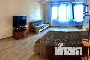 1-к квартира, посуточно, 35м2, 3/10 этаж