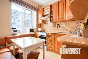 2-к квартира, посуточно, 55м2, 4/5 этаж