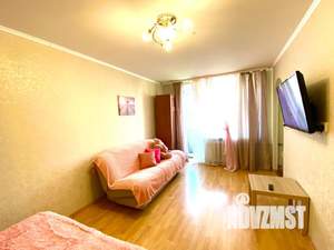 1-к квартира, посуточно, 32м2, 3/5 этаж