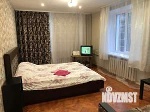 2-к квартира, посуточно, 53м2, 1/1 этаж