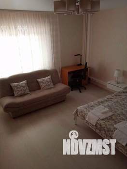 1-к квартира, посуточно, 57м2, 1/1 этаж