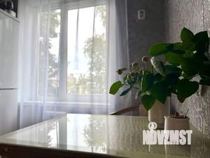 1-к квартира, посуточно, 33м2, 3/5 этаж