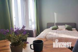 Студия квартира, посуточно, 30м2, 10/17 этаж