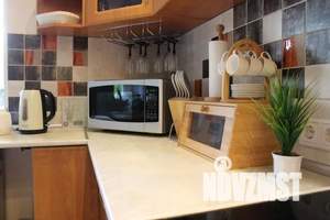 2-к квартира, посуточно, 10м2, 1/4 этаж