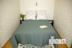 2-к квартира, посуточно, 44м2, 1/1 этаж