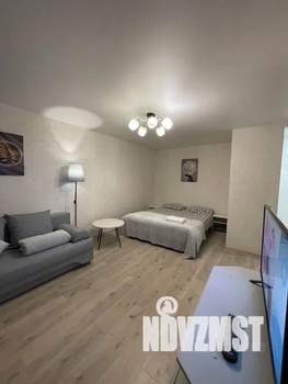 1-к квартира, посуточно, 39м2, 3/5 этаж