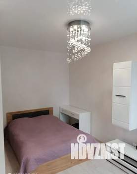 Студия квартира, посуточно, 33м2, 1/9 этаж