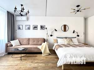 Студия квартира, посуточно, 32м2, 1/6 этаж