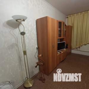 1-к квартира, посуточно, 36м2, 3/9 этаж