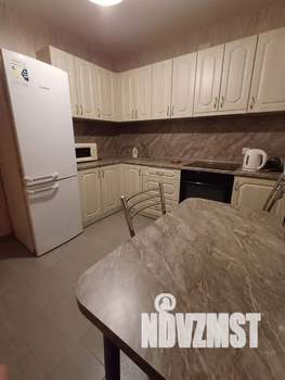 1-к квартира, посуточно, 37м2, 2/9 этаж