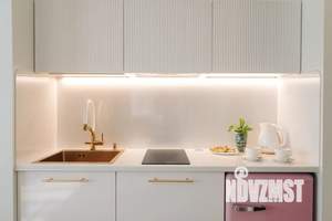 Студия квартира, посуточно, 32м2, 1/5 этаж