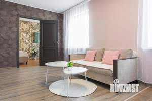 2-к квартира, посуточно, 39м2, 4/25 этаж