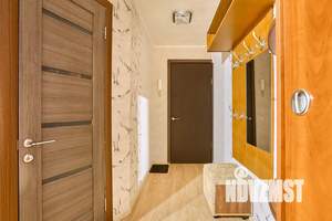 Студия квартира, посуточно, 36м2, 1/5 этаж