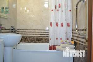 1-к квартира, посуточно, 38м2, 5/5 этаж