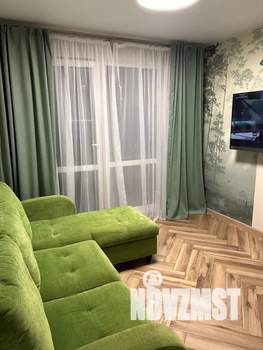 1-к квартира, посуточно, 42м2, 4/4 этаж