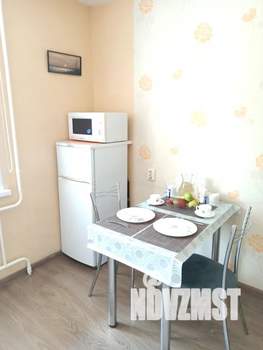 1-к квартира, посуточно, 39м2, 1/10 этаж