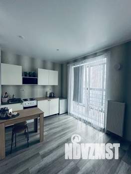 Студия квартира, посуточно, 30м2, 1/5 этаж