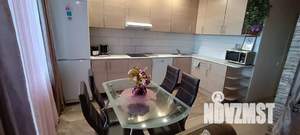 Студия квартира, посуточно, 50м2, 12/21 этаж