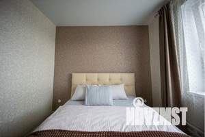 1-к квартира, посуточно, 42м2, 6/10 этаж